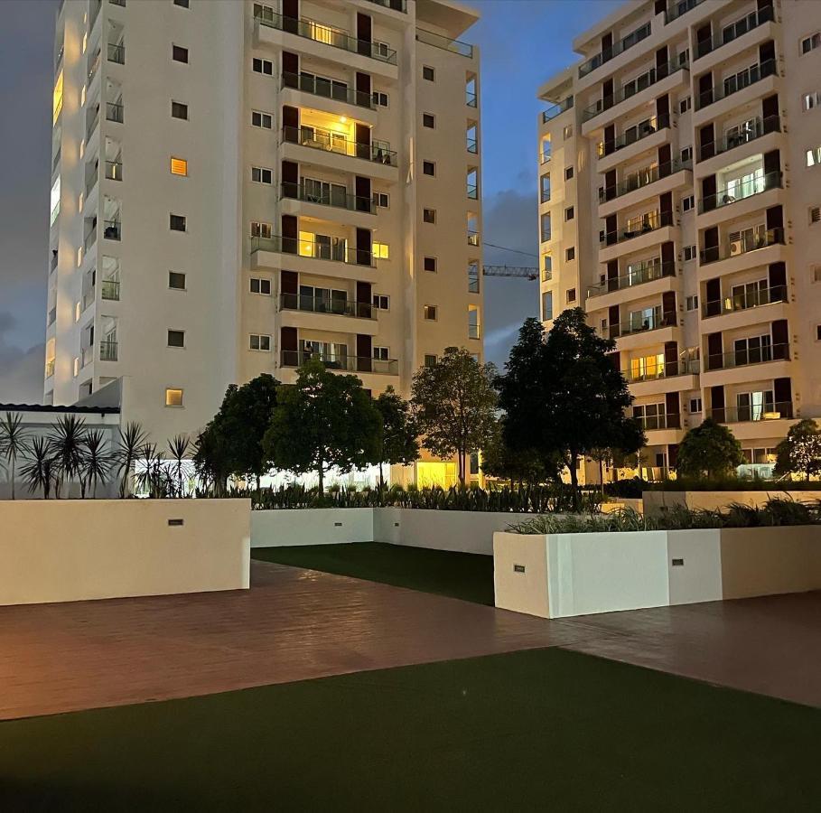 The Gallery Suites By Olive Gold アクラ エクステリア 写真