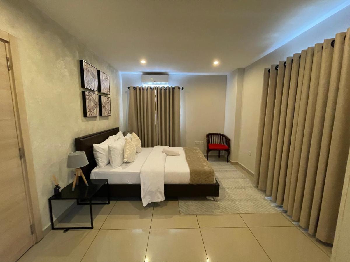 The Gallery Suites By Olive Gold アクラ エクステリア 写真
