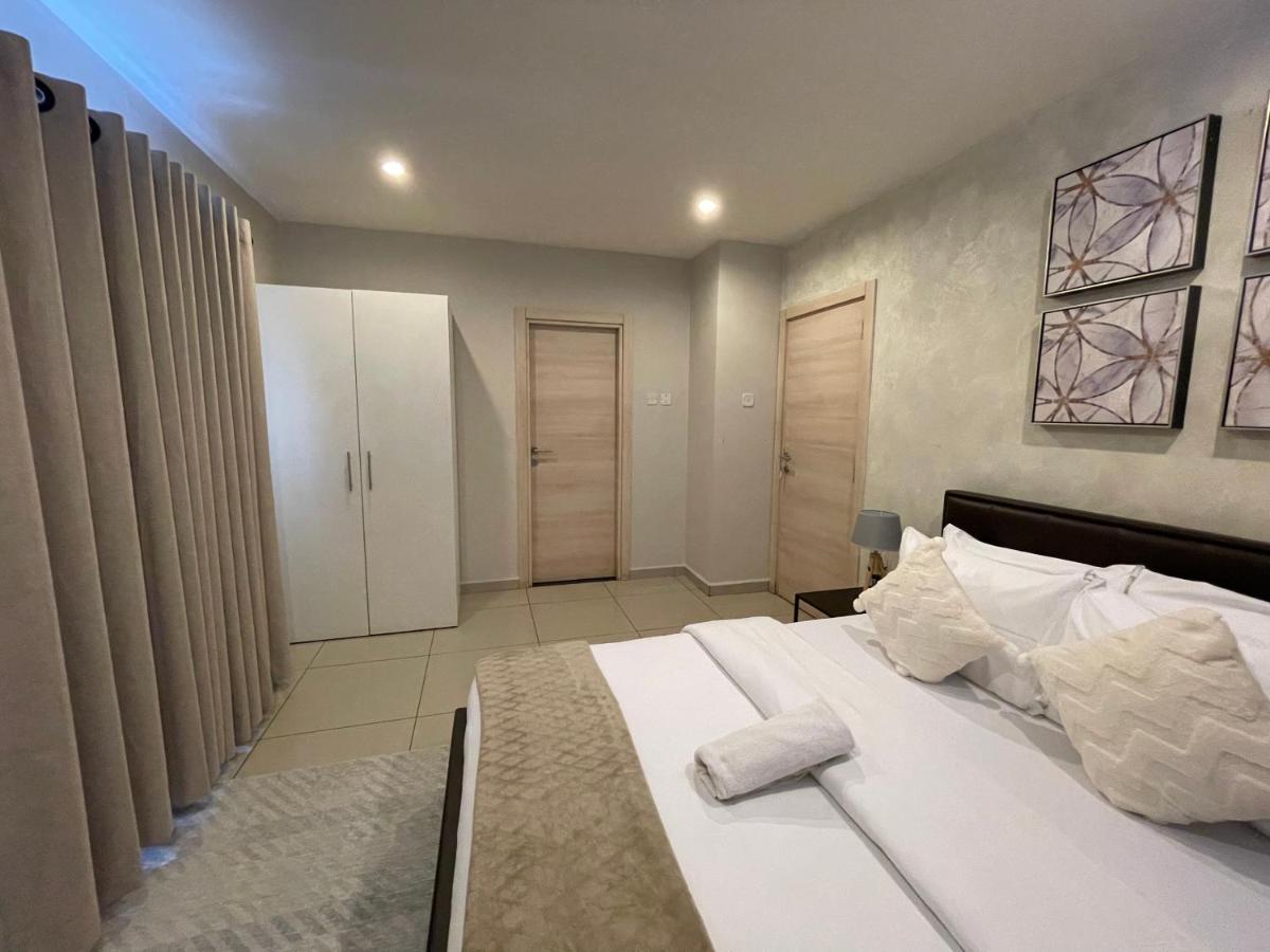 The Gallery Suites By Olive Gold アクラ エクステリア 写真